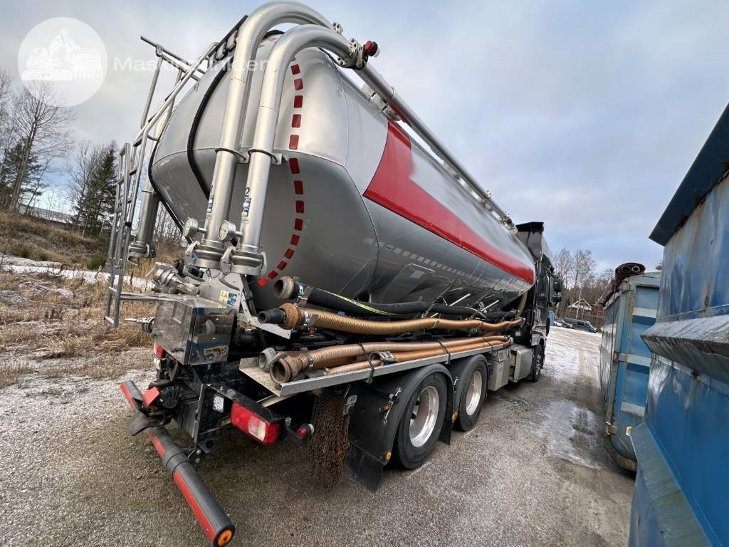 DAF XF 510 Z EKIPAGE - Tankwagen: afbeelding 4 DAF XF 510 Z EKIPAGE - Tankwagen: afbeelding 4