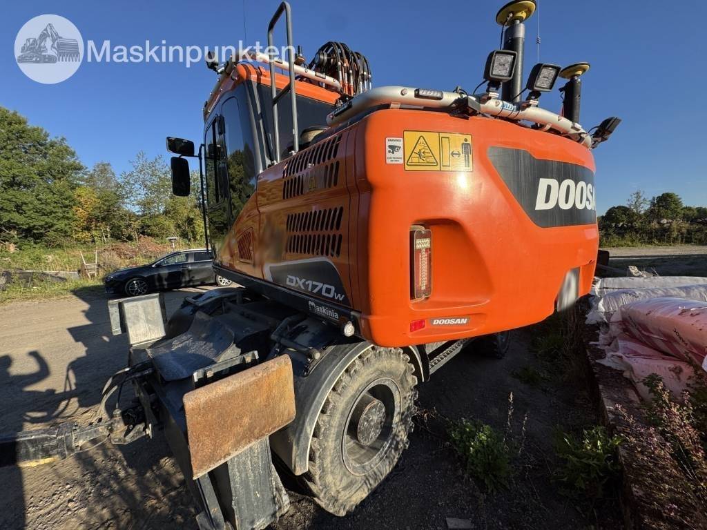 Doosan DX 170 W-5 + Tippvagn + Redskap - Mobiele graafmachine: afbeelding 3 Doosan DX 170 W-5 + Tippvagn + Redskap - Mobiele graafmachine: afbeelding 3