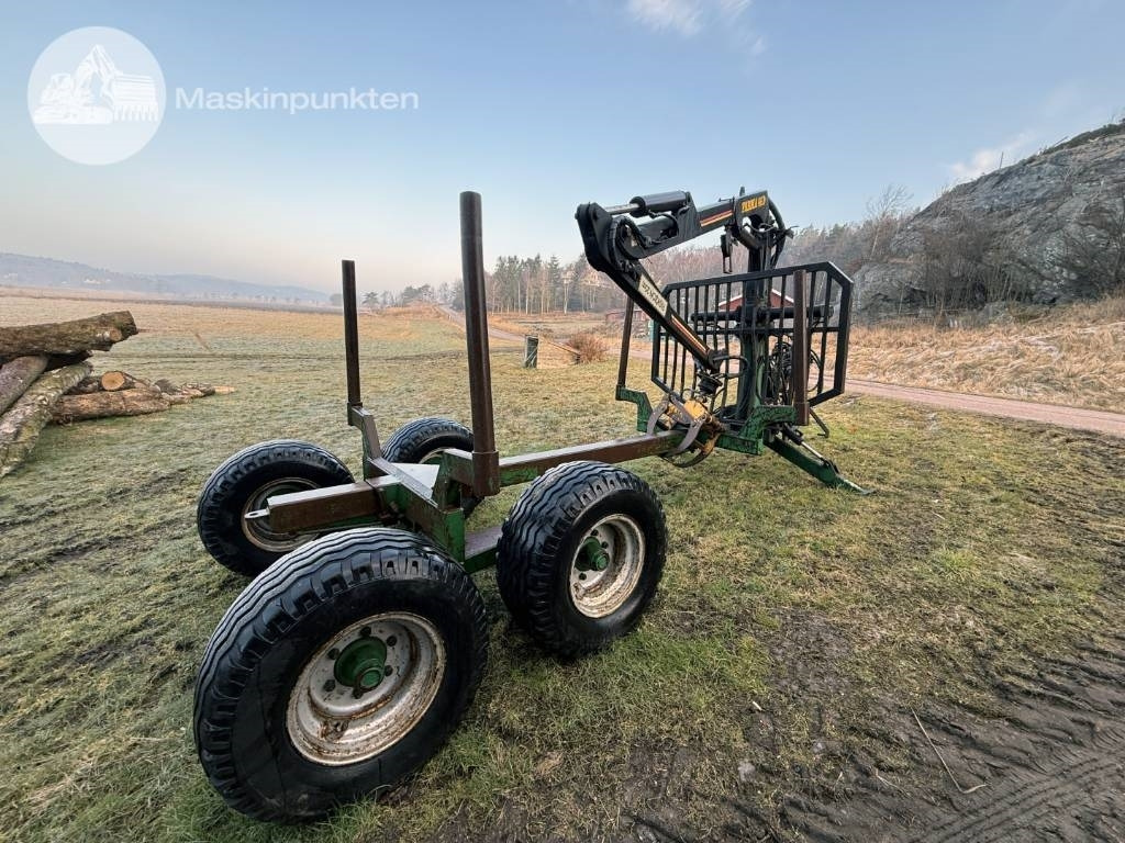 Farma FMW 11-7.5 Skogskärra - Uitrijwagen: afbeelding 1 Farma FMW 11-7.5 Skogskärra - Uitrijwagen: afbeelding 1