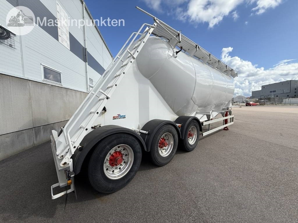 Interconsult Tanktrailer - Tankoplegger: afbeelding 2 Interconsult Tanktrailer - Tankoplegger: afbeelding 2