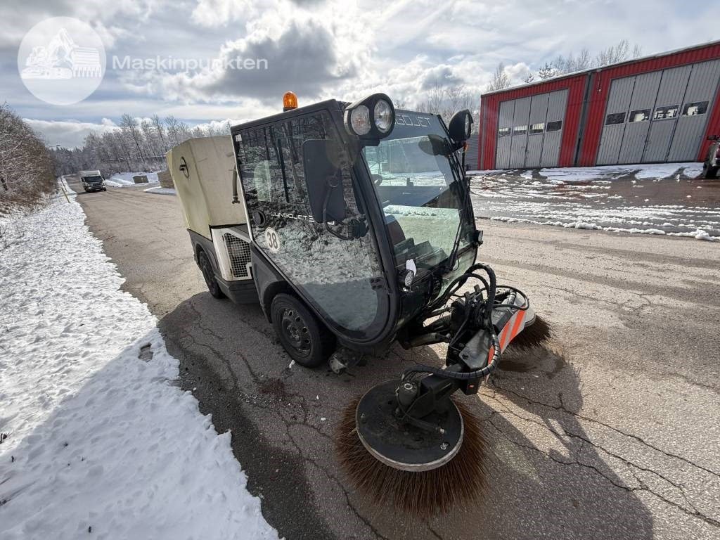 Jungojet 3500 - Veegwagen: afbeelding 2 Jungojet 3500 - Veegwagen: afbeelding 2
