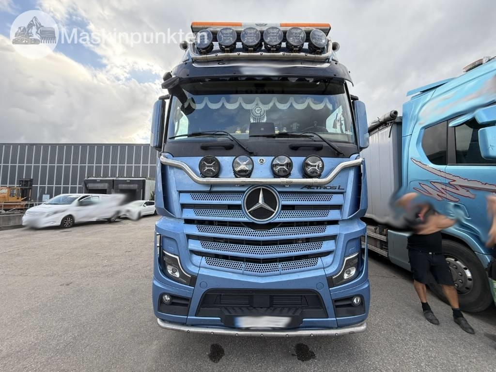Mercedes-Benz Actros 2853 L - Kipper vrachtwagen: afbeelding 2 Mercedes-Benz Actros 2853 L - Kipper vrachtwagen: afbeelding 2
