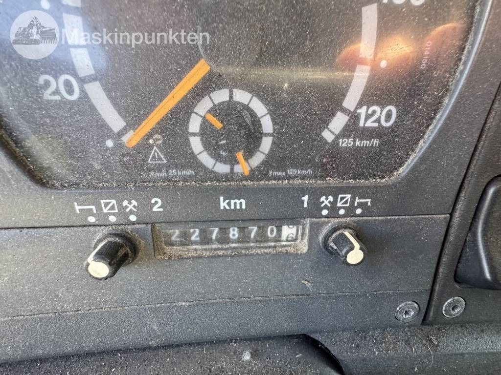 Vuilniswagen Scania P 94 D: afbeelding 26