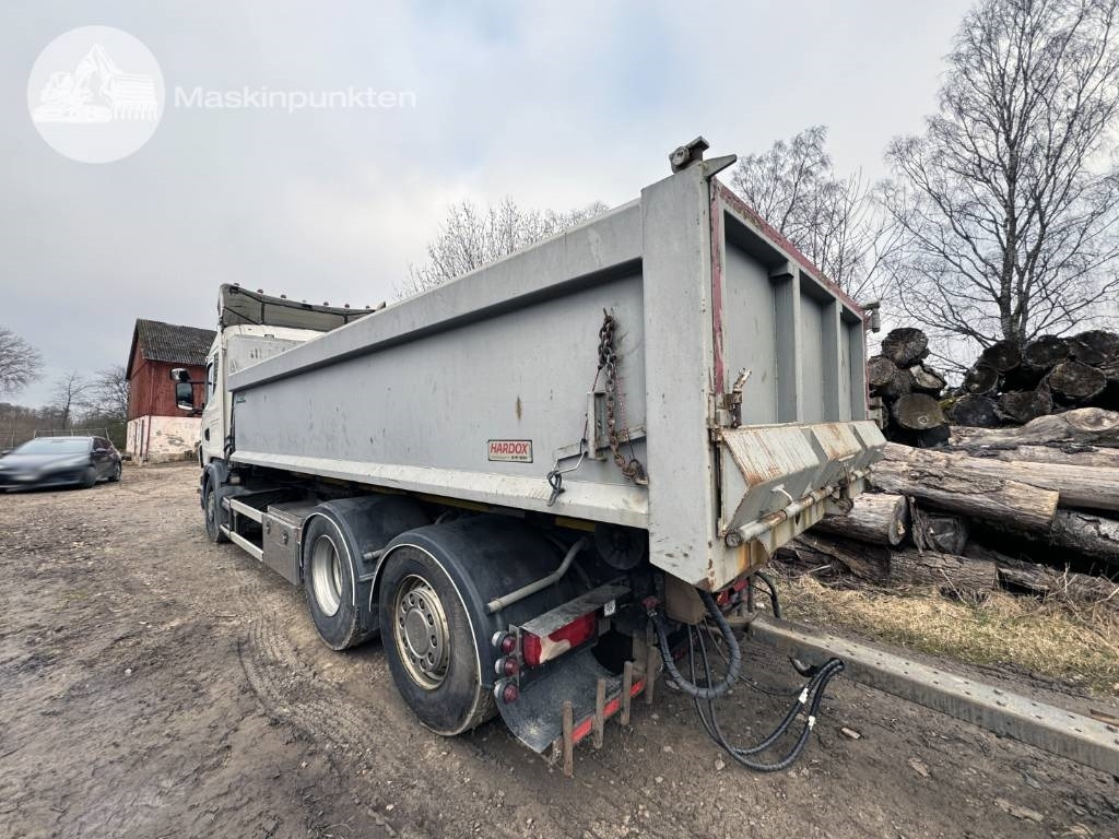 Scania R 500 LB - Haakarmsysteem vrachtwagen: afbeelding 3 Scania R 500 LB - Haakarmsysteem vrachtwagen: afbeelding 3