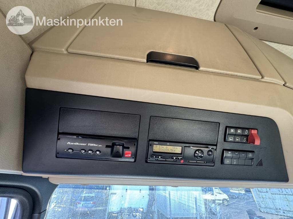 Trekker Mercedes-Benz Actros 963-4-C: afbeelding 45 Trekker Mercedes-Benz Actros 963-4-C: afbeelding 45