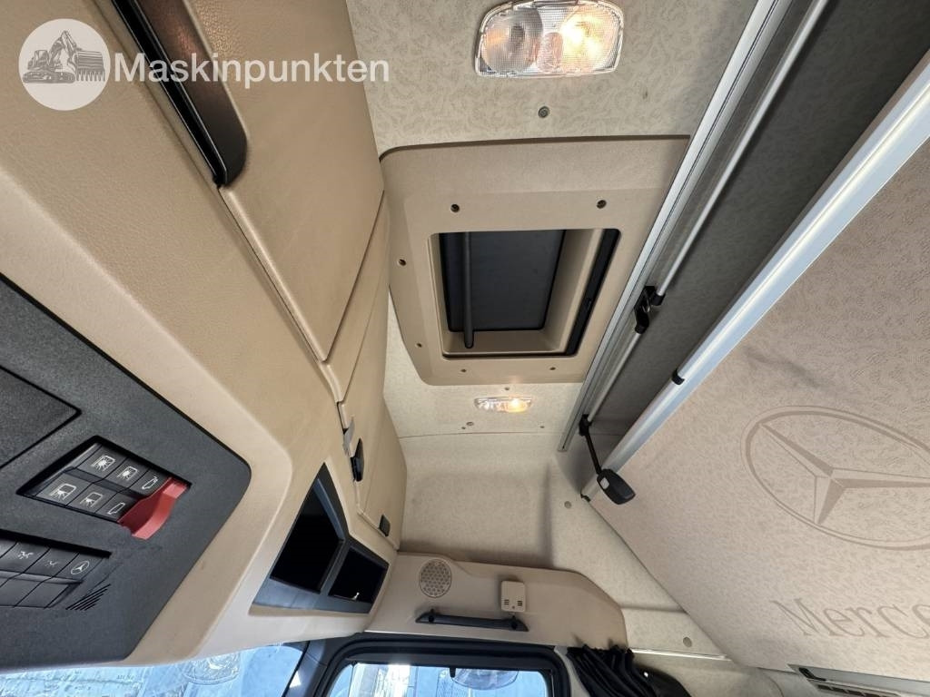 Trekker Mercedes-Benz Actros 963-4-C: afbeelding 46 Trekker Mercedes-Benz Actros 963-4-C: afbeelding 46