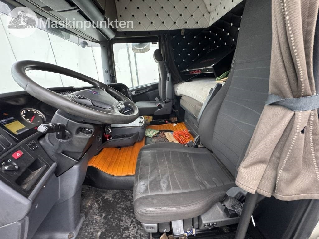 Trekker Scania R 420: afbeelding 35 Trekker Scania R 420: afbeelding 35