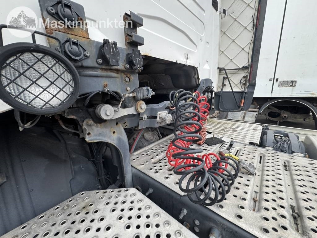 Trekker Scania R 420: afbeelding 10 Trekker Scania R 420: afbeelding 10
