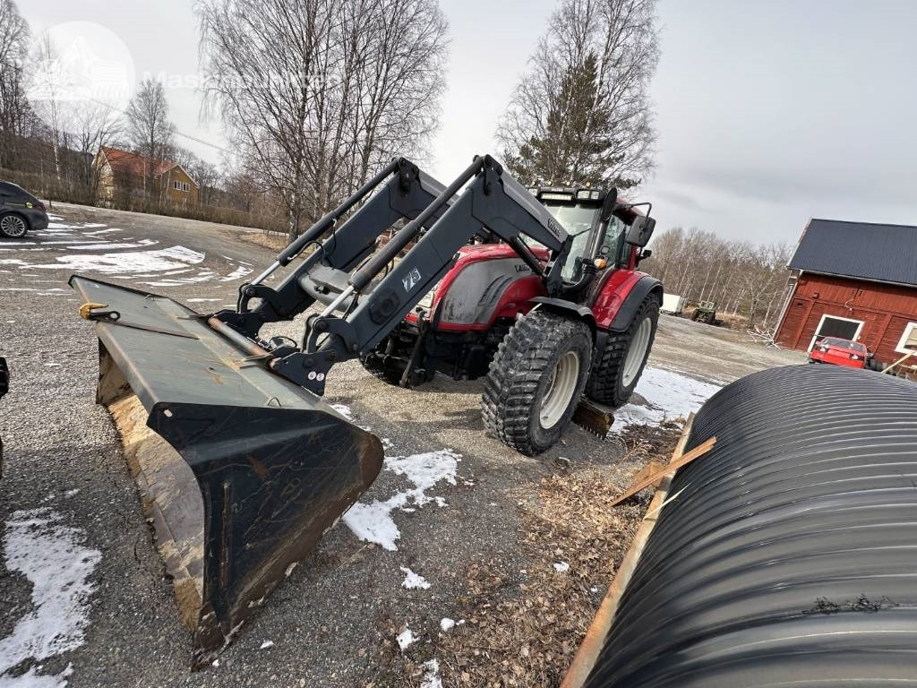 Valtra T 202 - Tractor: afbeelding 1 Valtra T 202 - Tractor: afbeelding 1
