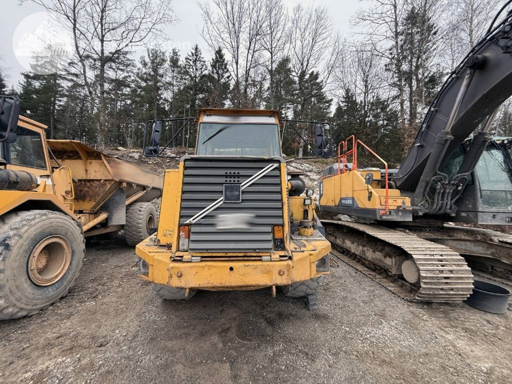 Volvo A 25 C - Kiepwagen met knikbesturing: afbeelding 4 Volvo A 25 C - Kiepwagen met knikbesturing: afbeelding 4