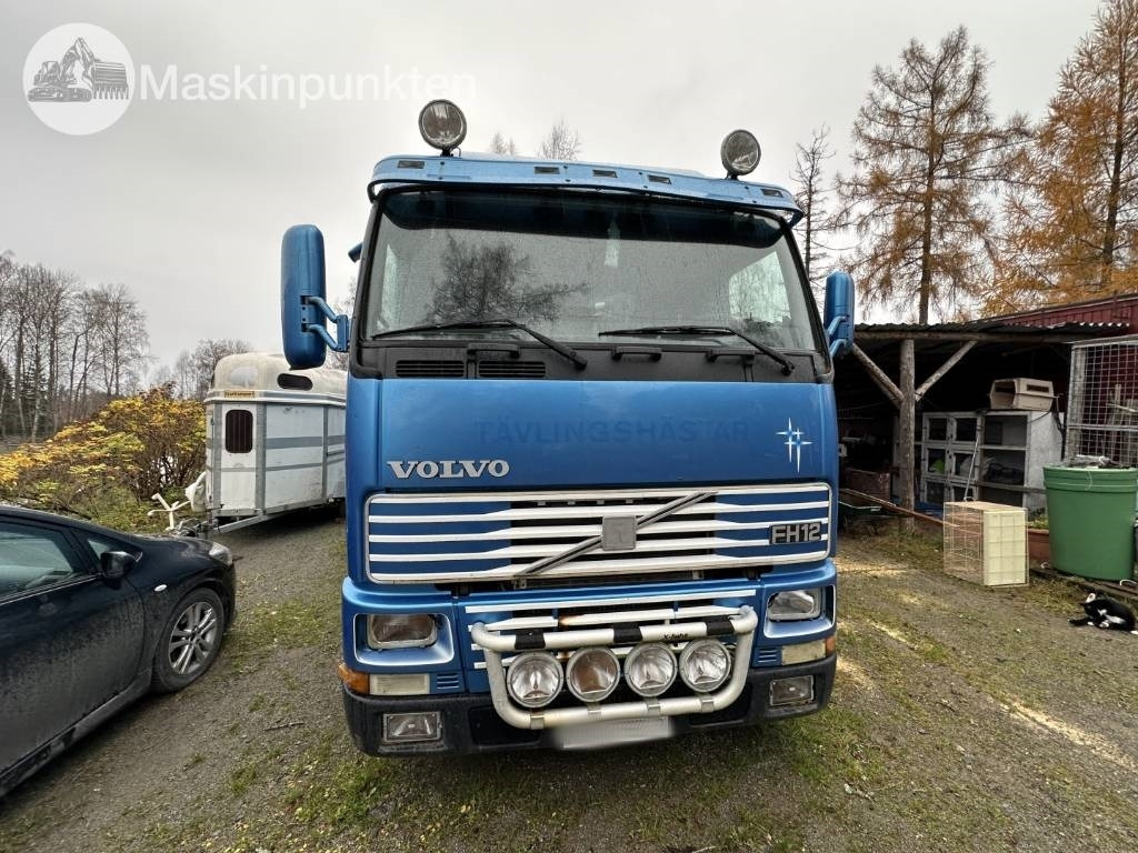 Volvo FH 12 - Veewagen vrachtwagen: afbeelding 2 Volvo FH 12 - Veewagen vrachtwagen: afbeelding 2