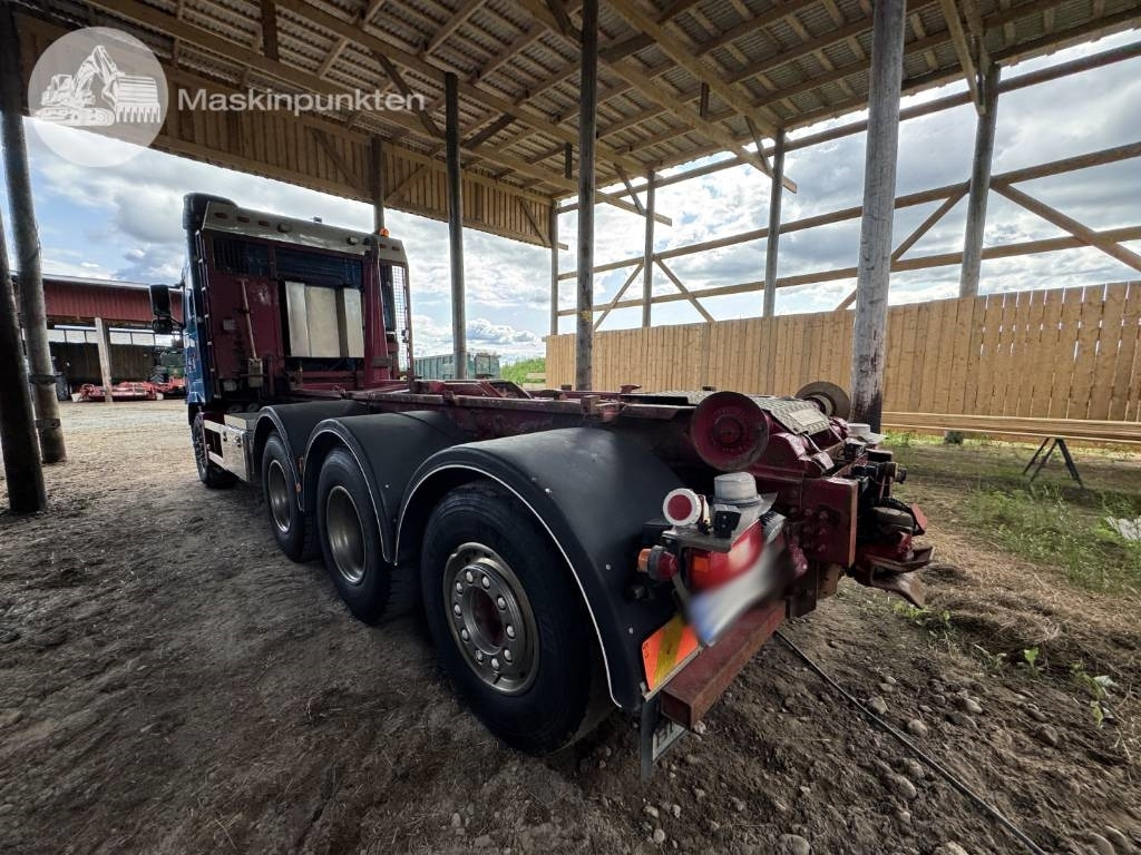 Volvo FH 16 550 - Haakarmsysteem vrachtwagen: afbeelding 2 Volvo FH 16 550 - Haakarmsysteem vrachtwagen: afbeelding 2
