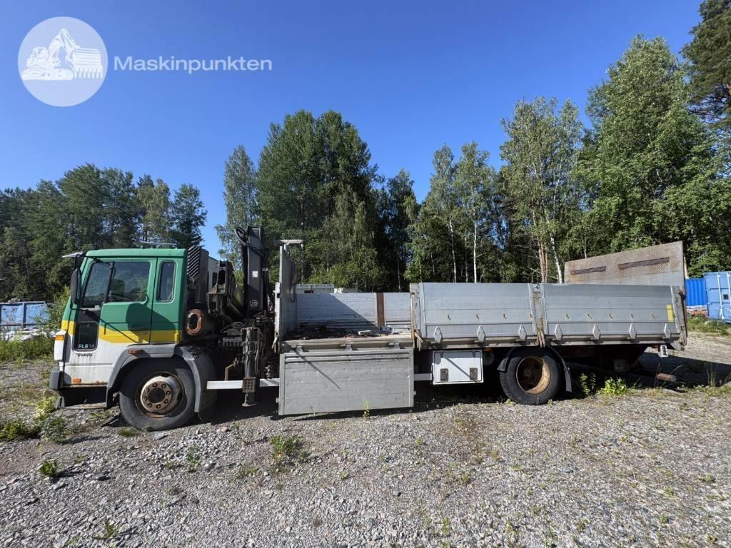 Volvo FL 614 - Kraanwagen: afbeelding 2 Volvo FL 614 - Kraanwagen: afbeelding 2