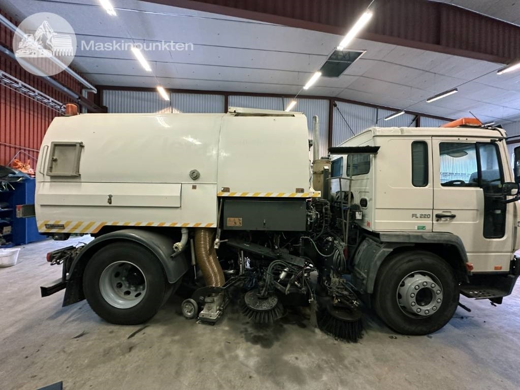 Volvo FL 618 - Vuilniswagen: afbeelding 1 Volvo FL 618 - Vuilniswagen: afbeelding 1