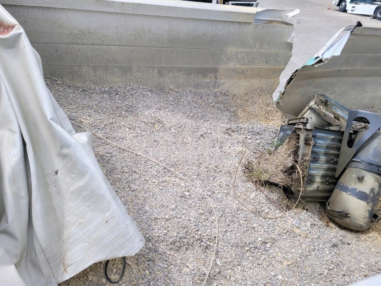 Kipper oplegger BENALU BENNE C39 3 ESSIEUX: afbeelding 11