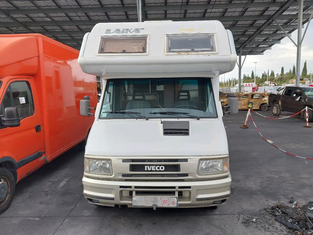 IVECO LAIKA 35.12 CAMPING 122 - Alkoof camper: afbeelding 1 IVECO LAIKA 35.12 CAMPING 122 - Alkoof camper: afbeelding 1