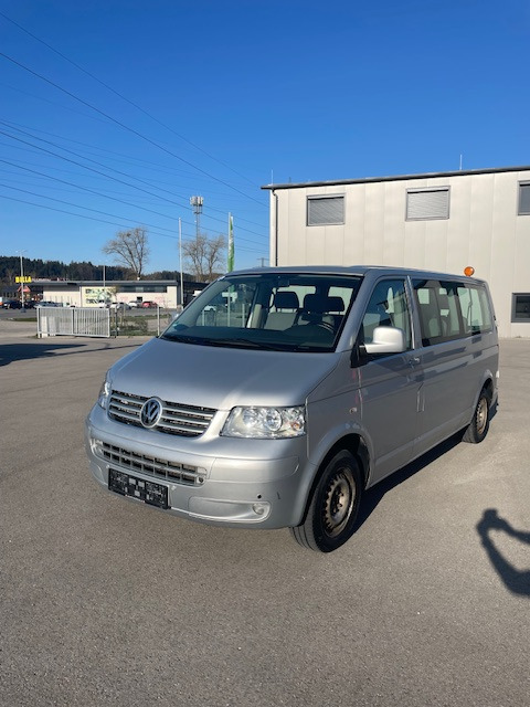 VW Comfort LR TDI D-PF MOTION - Minibus, Personenvervoer: afbeelding 2 VW Comfort LR TDI D-PF MOTION - Minibus, Personenvervoer: afbeelding 2