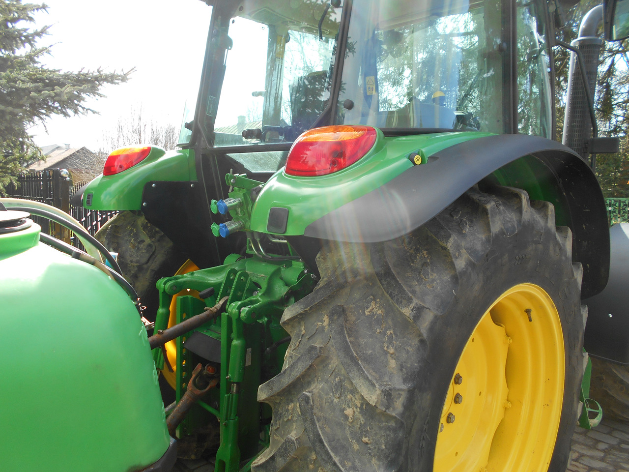 John Deere 5115M - Tractor: afbeelding 3 John Deere 5115M - Tractor: afbeelding 3