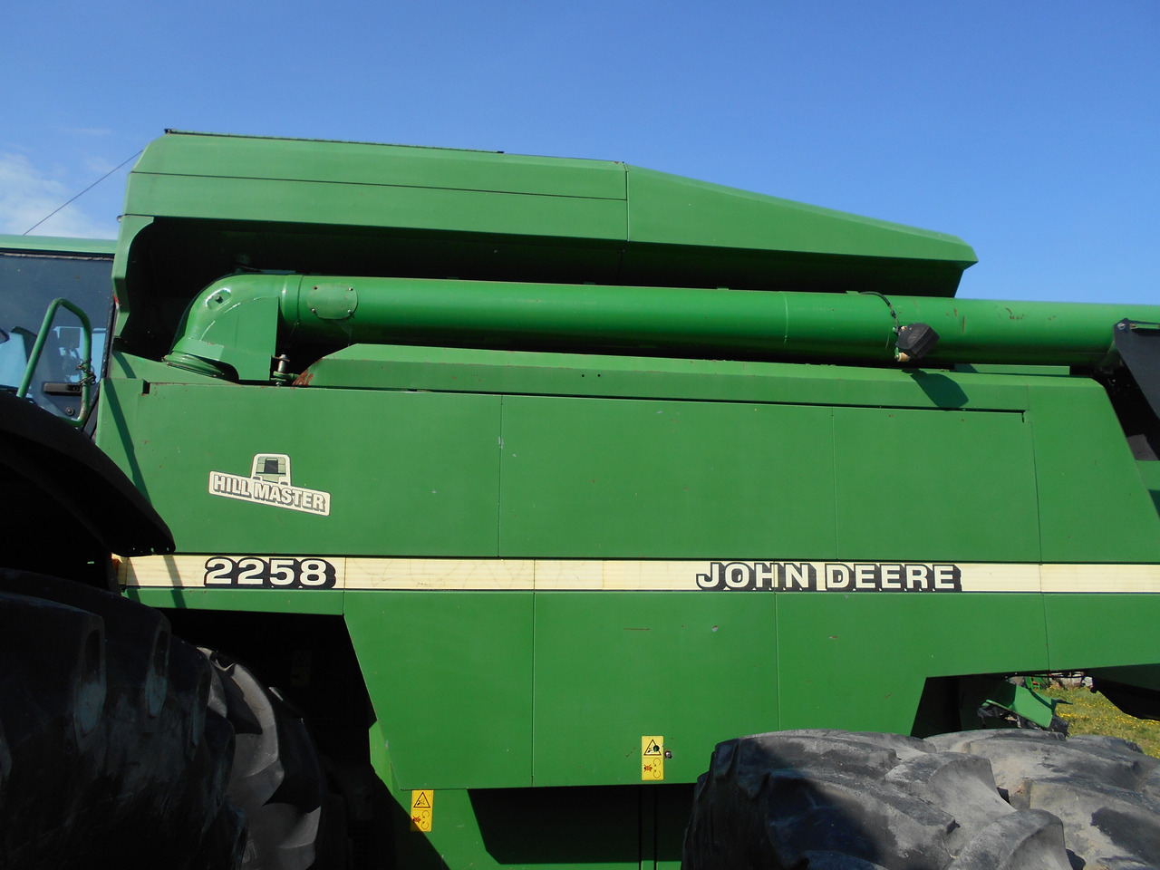 Kombajn do zboża John deer 2258 - Maaidorser: afbeelding 1 Kombajn do zboża John deer 2258 - Maaidorser: afbeelding 1