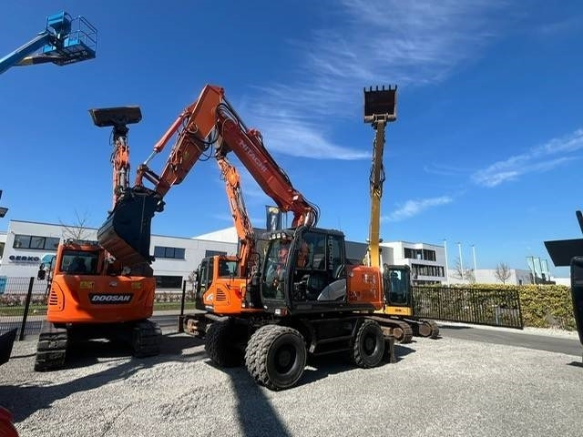 Mobiele graafmachine Hitachi 140W-5B: afbeelding 10