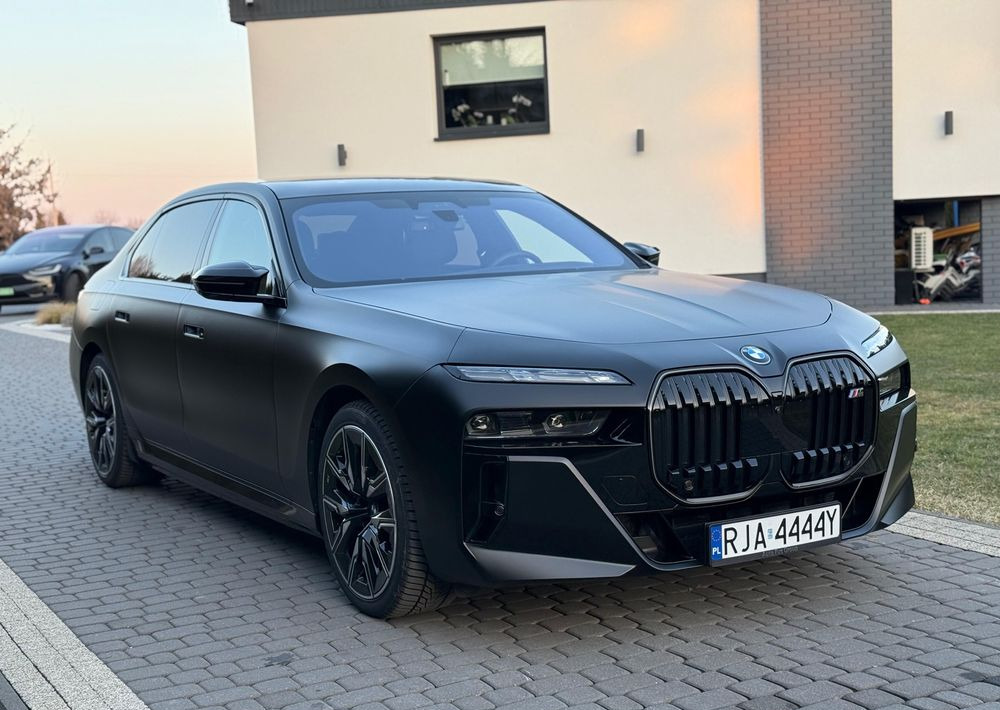BMW Seria 7 M760e PHEV xDrive sport - Sedan: afbeelding 2 BMW Seria 7 M760e PHEV xDrive sport - Sedan: afbeelding 2