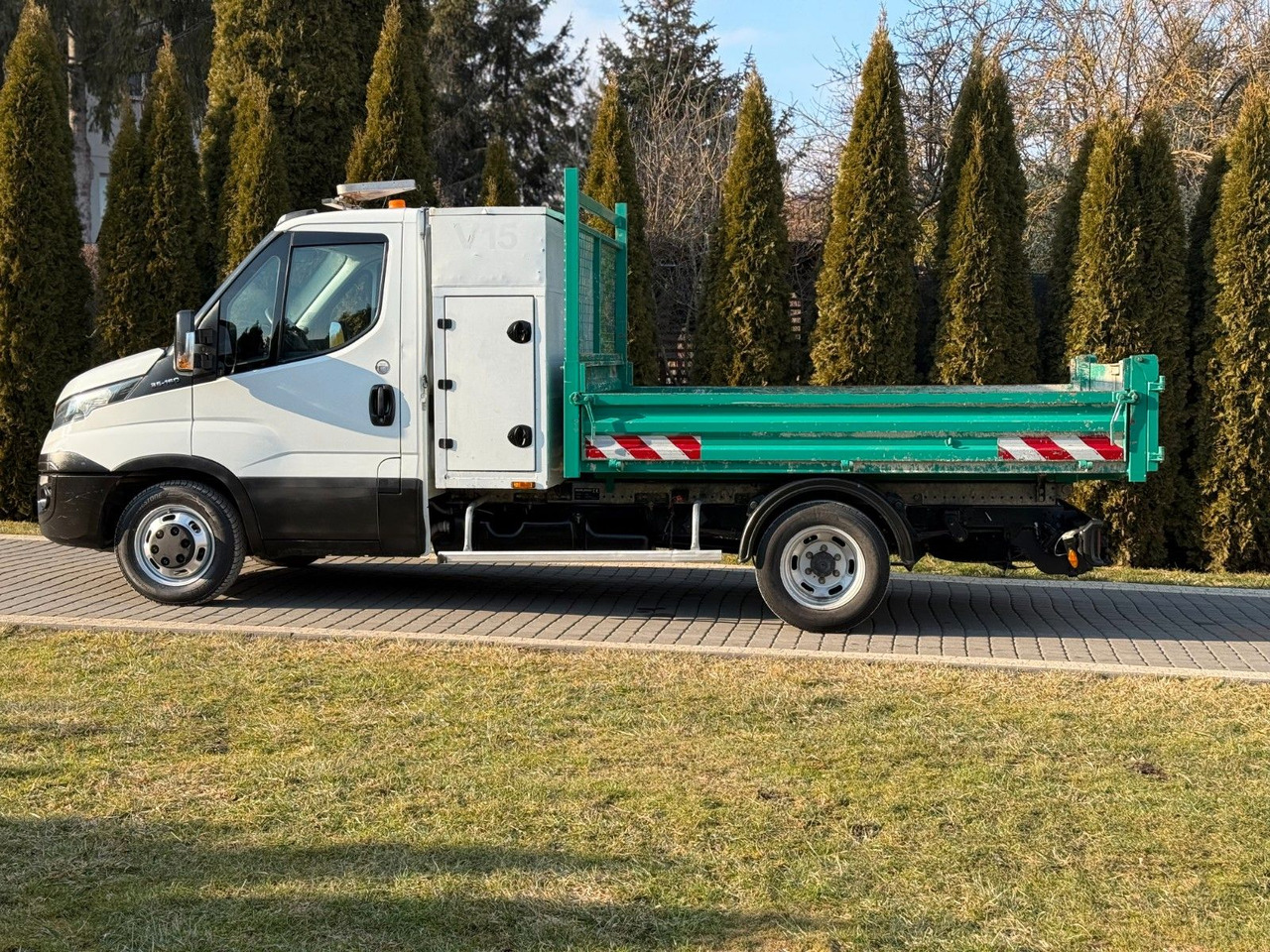Iveco 35C16 TIPPER TOOL BOX - Kipper bestelwagen: afbeelding 5 Iveco 35C16 TIPPER TOOL BOX - Kipper bestelwagen: afbeelding 5