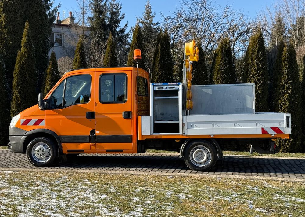 Iveco DAILY 35S13 - Schuifzeilen bestelwagen: afbeelding 4 Iveco DAILY 35S13 - Schuifzeilen bestelwagen: afbeelding 4
