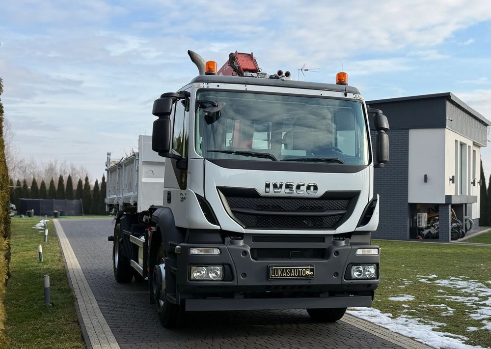 Iveco STRALIS 330 / 4x2 / FASSI F135 / WYWROTKA - Kipper vrachtwagen: afbeelding 4 Iveco STRALIS 330 / 4x2 / FASSI F135 / WYWROTKA - Kipper vrachtwagen: afbeelding 4