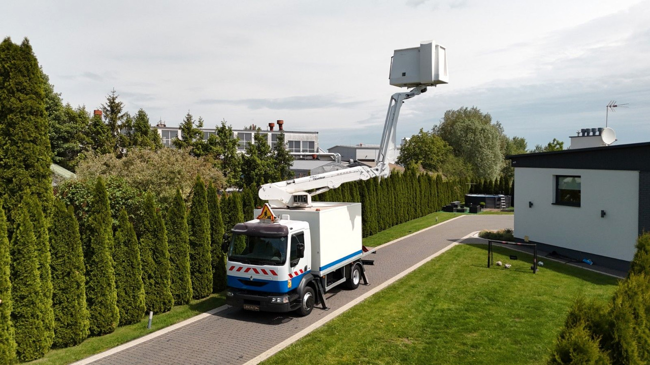 Renault MIDLUM 180 LIFT 18 M FRANCE ELEVATEUR - Vrachtwagen hoogwerker: afbeelding 2 Renault MIDLUM 180 LIFT 18 M FRANCE ELEVATEUR - Vrachtwagen hoogwerker: afbeelding 2