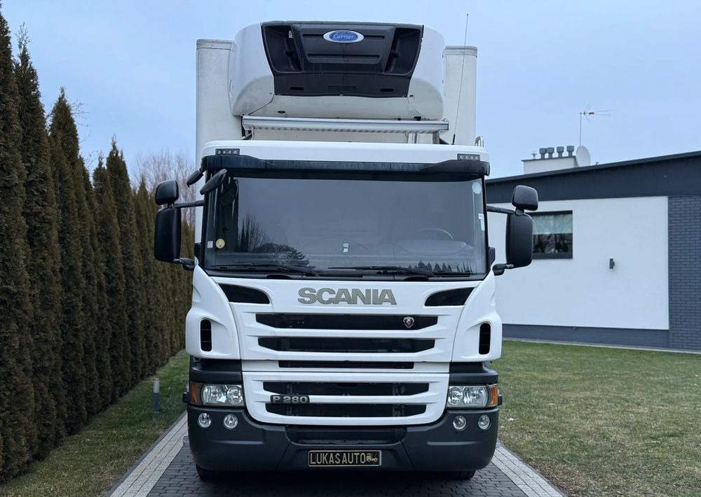 Scania P 280 CHEREAU CARRIER HAKÓWKA - Koelwagen vrachtwagen: afbeelding 2 Scania P 280 CHEREAU CARRIER HAKÓWKA - Koelwagen vrachtwagen: afbeelding 2