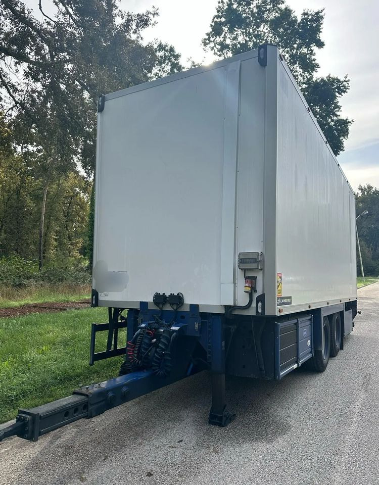 Scania S 500 CARIER FRIGO 6X2 RETARDER - Koelwagen vrachtwagen: afbeelding 4 Scania S 500 CARIER FRIGO 6X2 RETARDER - Koelwagen vrachtwagen: afbeelding 4