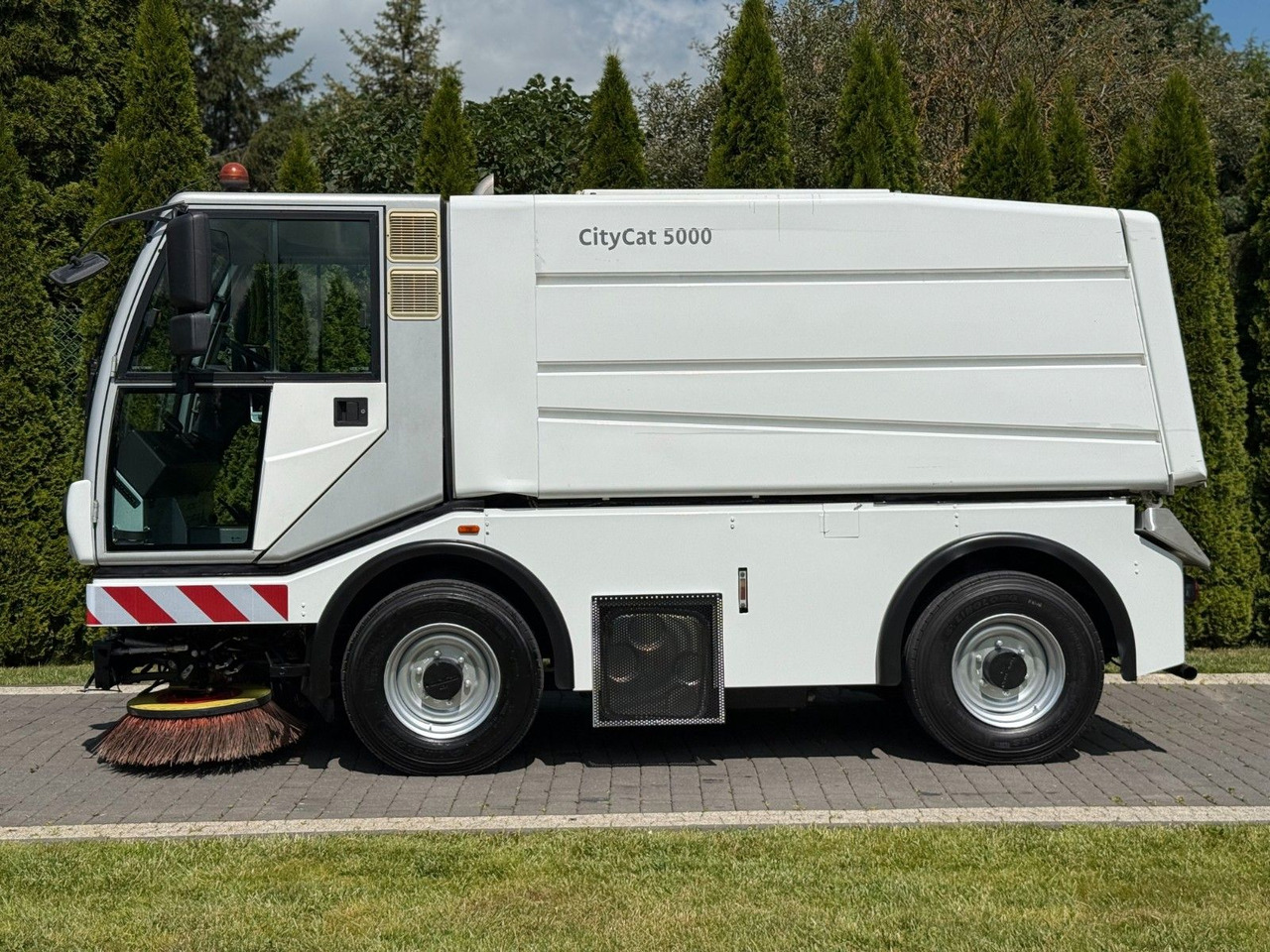 Schmidt BUCHER CITYCAT 5000 SWEEPER - Veegwagen: afbeelding 4 Schmidt BUCHER CITYCAT 5000 SWEEPER - Veegwagen: afbeelding 4
