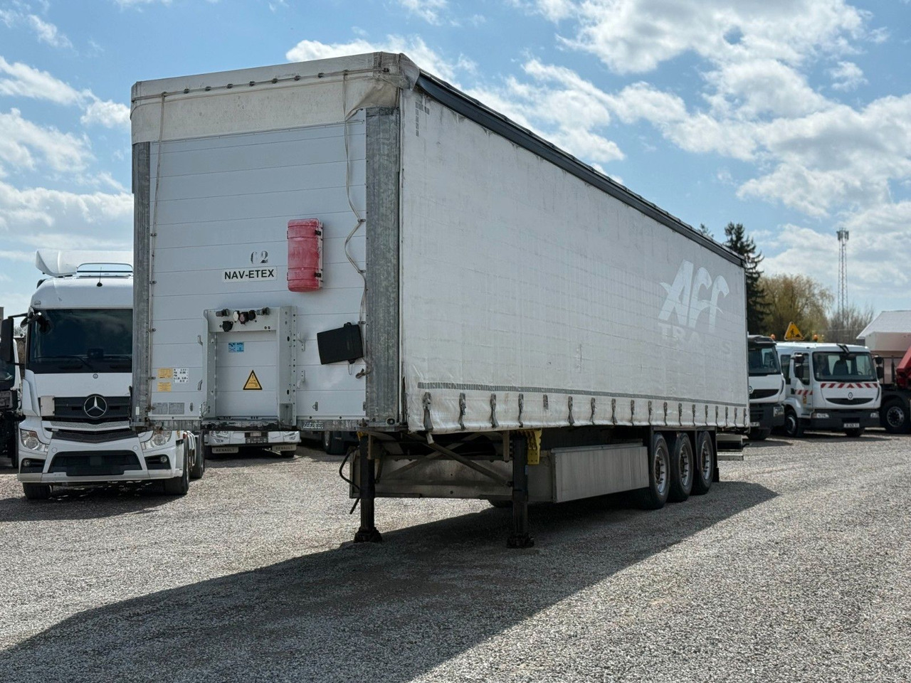 Schmitz Cargobull AXLE SCHMITZ LIFTED AXLE - Schuifzeiloplegger: afbeelding 3 Schmitz Cargobull AXLE SCHMITZ LIFTED AXLE - Schuifzeiloplegger: afbeelding 3