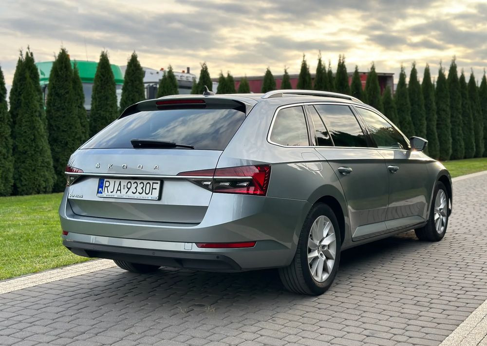 Skoda Superb 2.0 TDI SCR Style DSG - Stationwagen: afbeelding 5 Skoda Superb 2.0 TDI SCR Style DSG - Stationwagen: afbeelding 5