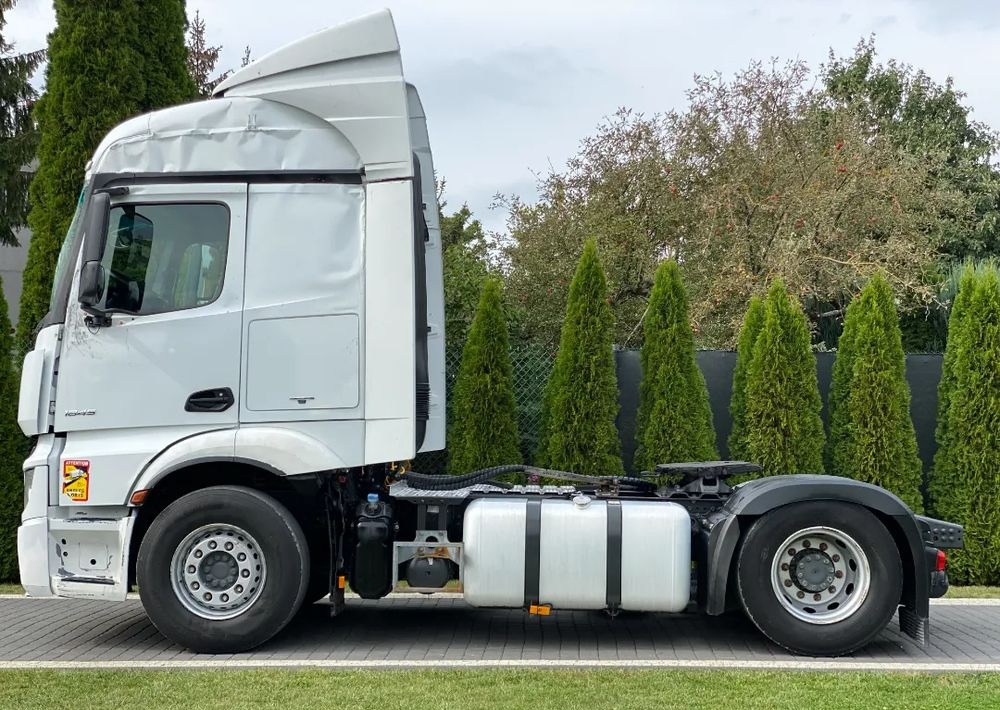 Mercedes-Benz ACTROS 1845 HYDRAULIKA - Trekker: afbeelding 4 Mercedes-Benz ACTROS 1845 HYDRAULIKA - Trekker: afbeelding 4