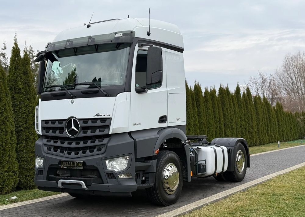 Mercedes-Benz AROCS 1843 HYDRAULIKA - Trekker: afbeelding 1 Mercedes-Benz AROCS 1843 HYDRAULIKA - Trekker: afbeelding 1