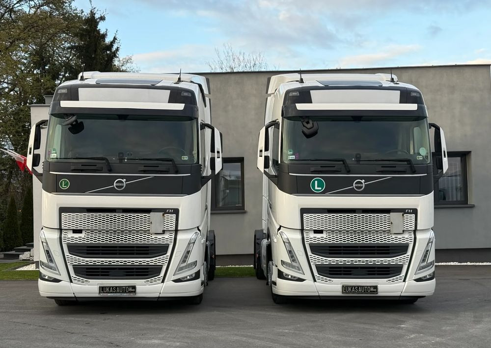 Volvo FH 460 AUTOMAT PARK COOL DWA ZBIORNIKI - Trekker: afbeelding 2 Volvo FH 460 AUTOMAT PARK COOL DWA ZBIORNIKI - Trekker: afbeelding 2