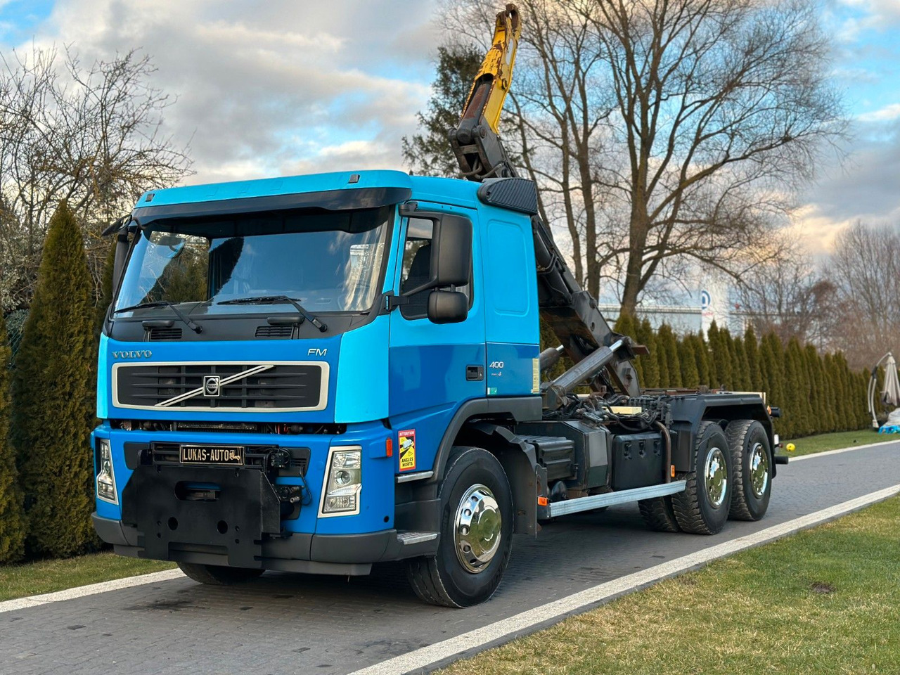 Volvo FM 400 MANUAL 6X4 ABROLLKIPPER - Haakarmsysteem vrachtwagen: afbeelding 1 Volvo FM 400 MANUAL 6X4 ABROLLKIPPER - Haakarmsysteem vrachtwagen: afbeelding 1