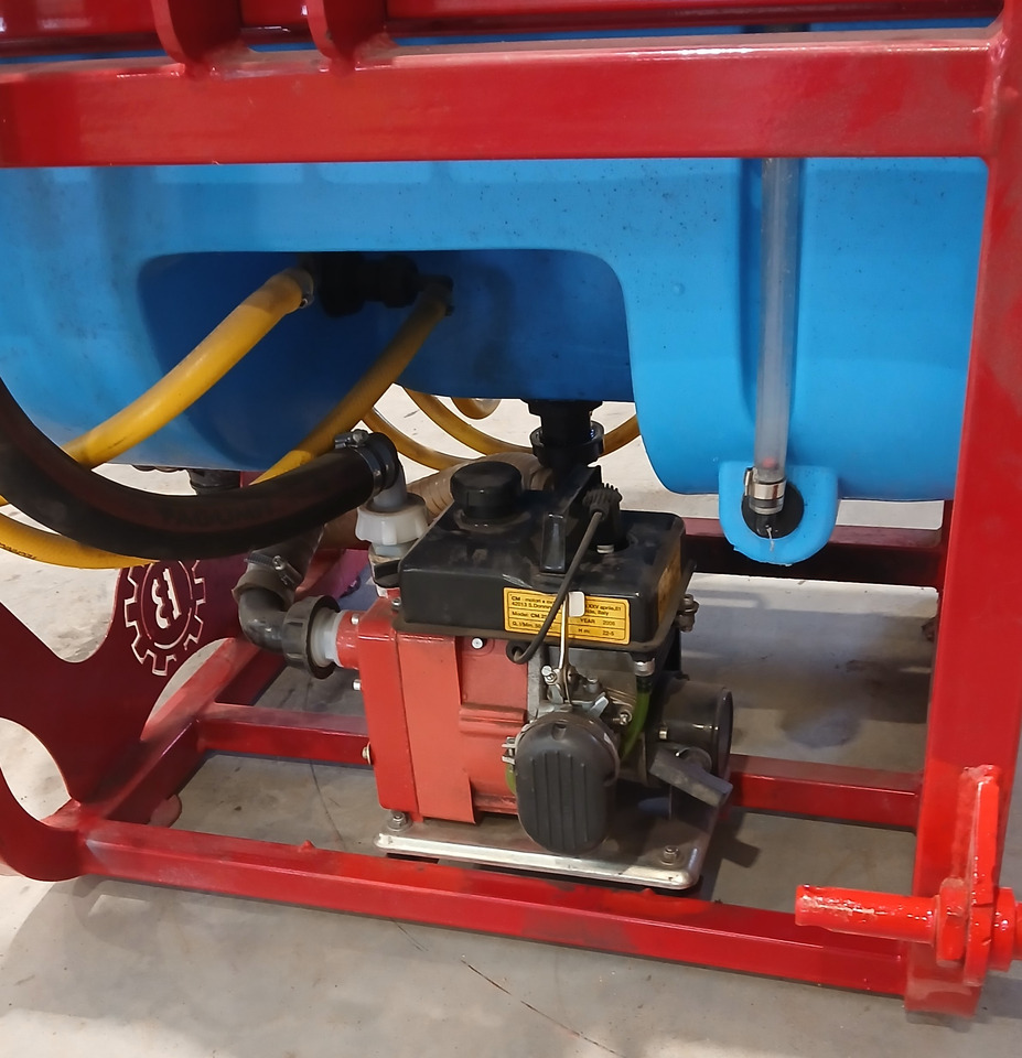 P329/2  - Gedragen veldspuit: afbeelding 5 P329/2  - Gedragen veldspuit: afbeelding 5