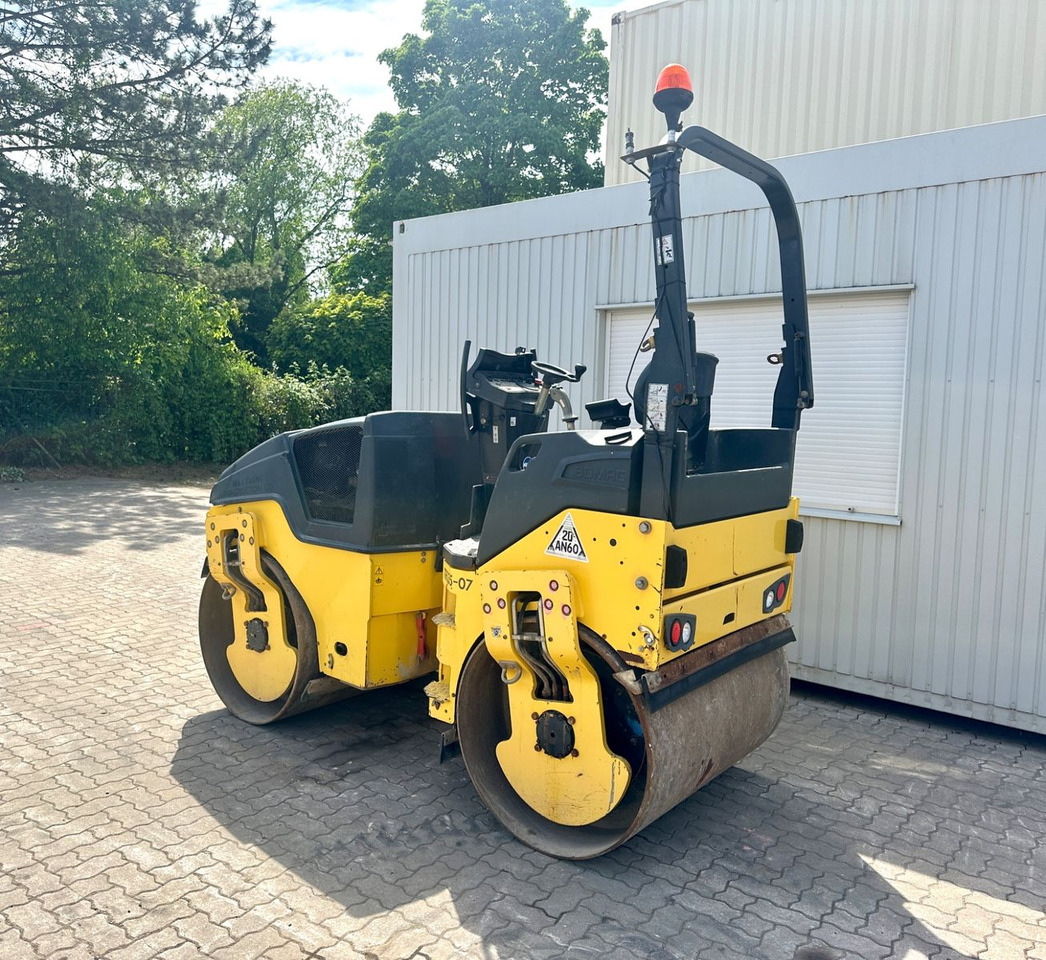 BOMAG BW135AD-5 / 2016 BJ / 735 H / 3.9 Tonnen - Wals: afbeelding 4 BOMAG BW135AD-5 / 2016 BJ / 735 H / 3.9 Tonnen - Wals: afbeelding 4