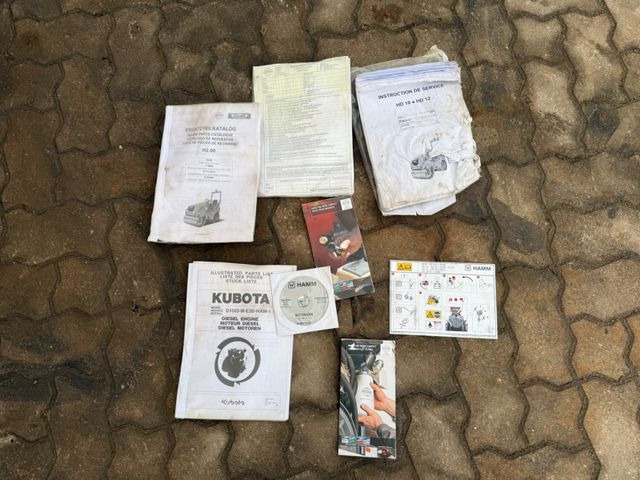 Asfaltwals Hamm HD10VV / 2016 BJ / 1.235 H / 2.475 KG: afbeelding 16 Asfaltwals Hamm HD10VV / 2016 BJ / 1.235 H / 2.475 KG: afbeelding 16