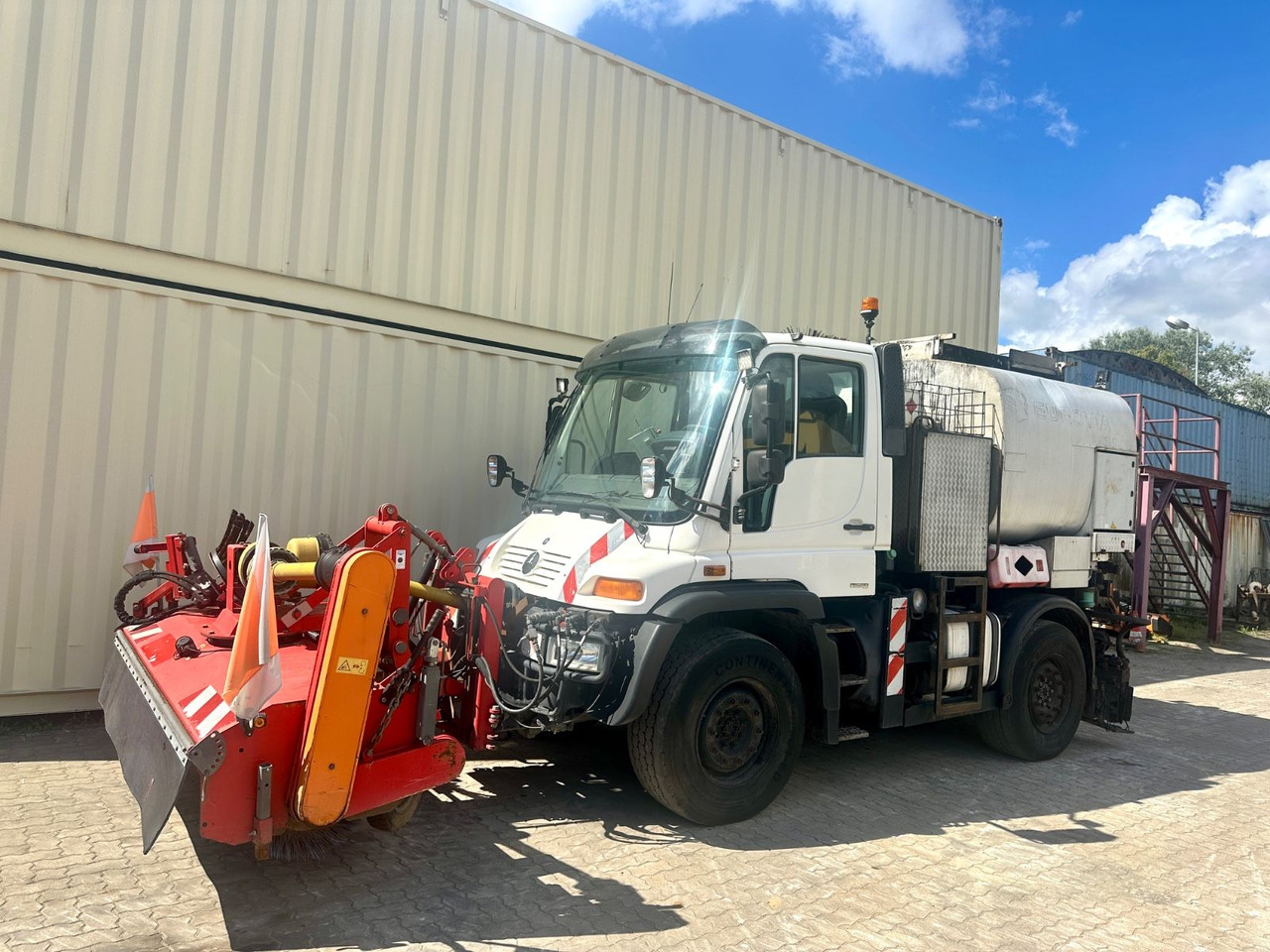 Unimog U400 Schäfer-Technic Bitum/Asphalt / TÜV 02/2026 - Asfaltmachine: afbeelding 1 Unimog U400 Schäfer-Technic Bitum/Asphalt / TÜV 02/2026 - Asfaltmachine: afbeelding 1