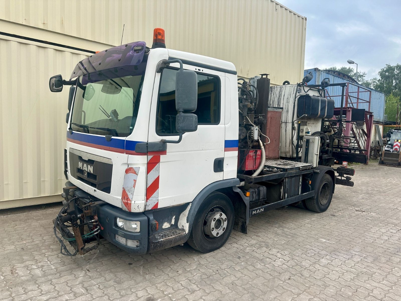 MAN TGL 10.240 / Weiro Bitumenspritze / 1. Hand - Vrachtwagen: afbeelding 2 MAN TGL 10.240 / Weiro Bitumenspritze / 1. Hand - Vrachtwagen: afbeelding 2