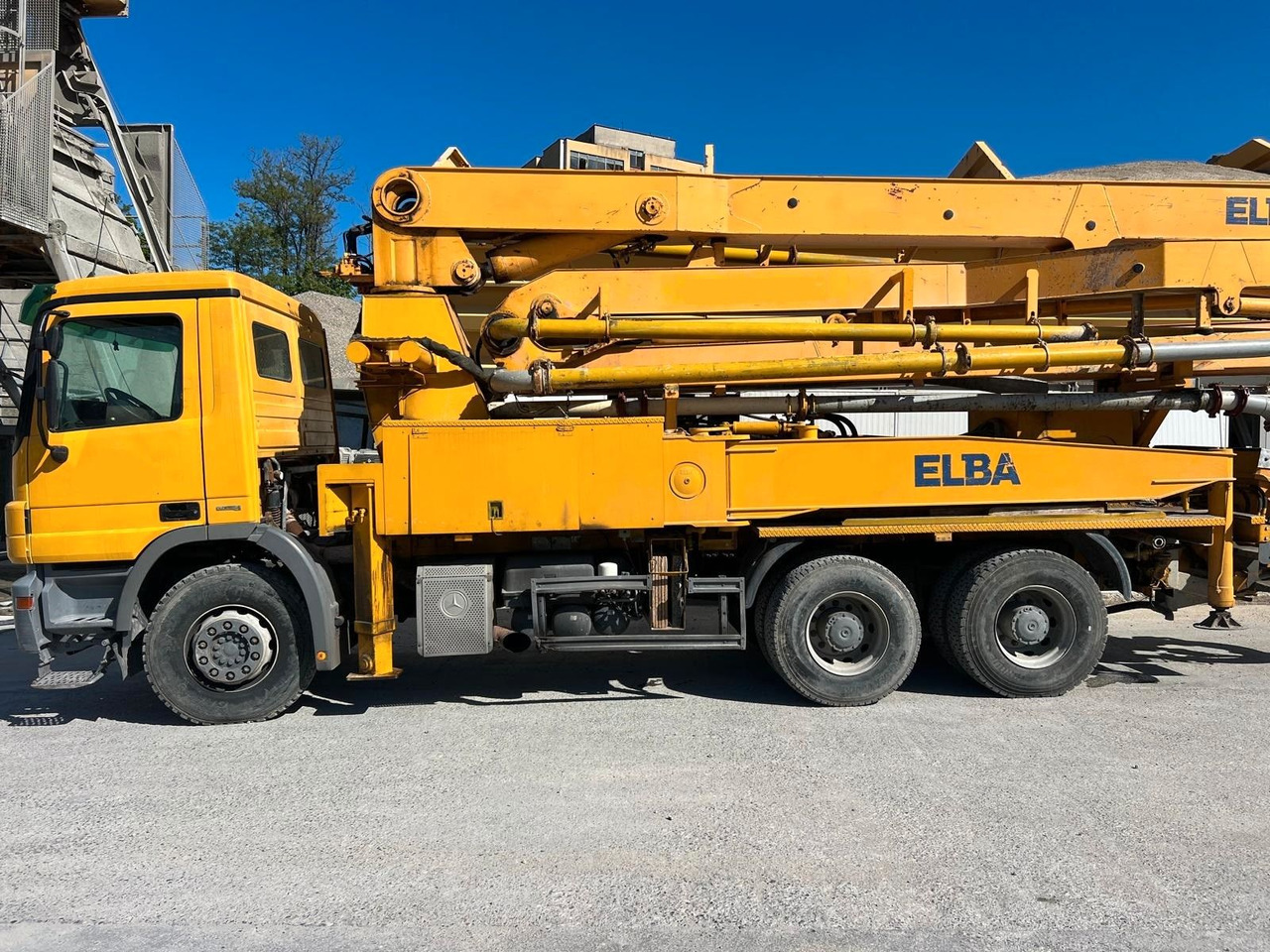 Mercedes-Benz ACTROS 3332 ELBA SCHWING 36M - Betonpomp: afbeelding 5 Mercedes-Benz ACTROS 3332 ELBA SCHWING 36M - Betonpomp: afbeelding 5