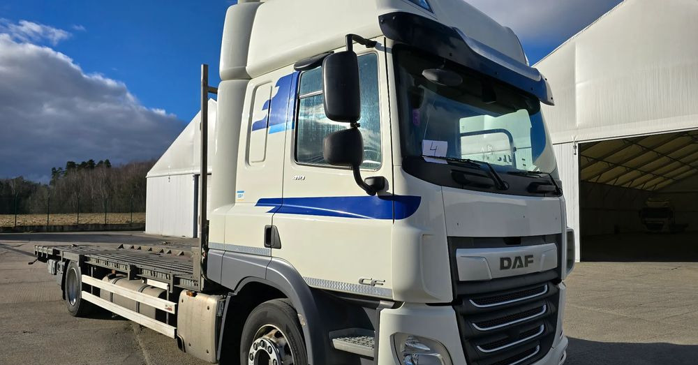 DAF CF 410 EURO 6 Laweta - Platforma super stan - Vrachtwagen met open laadbak: afbeelding 1 DAF CF 410 EURO 6 Laweta - Platforma super stan - Vrachtwagen met open laadbak: afbeelding 1