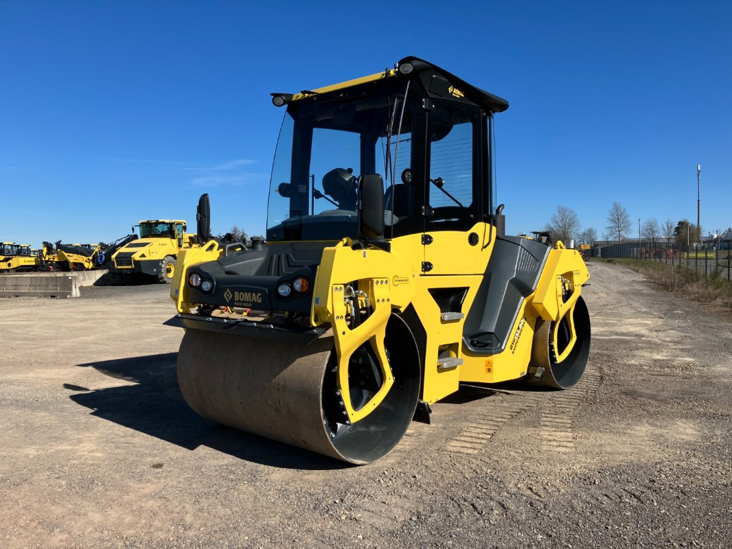 BOMAG DE BW 151 AD-50 Stage IIIa/TIER3 - Asfaltwals: afbeelding 1 BOMAG DE BW 151 AD-50 Stage IIIa/TIER3 - Asfaltwals: afbeelding 1