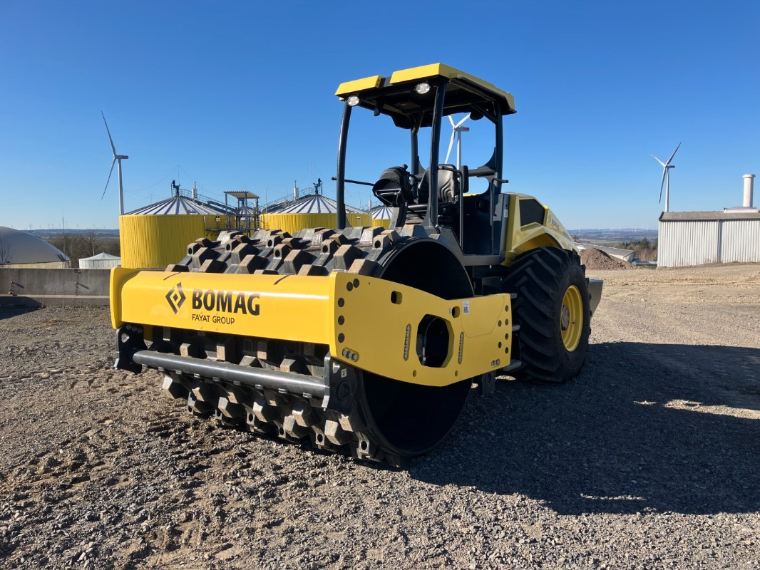 BOMAG DE BW 211 DH-5 Stage IV/TIER4f - Schapenpootwals/ Grondverdichter: afbeelding 1 BOMAG DE BW 211 DH-5 Stage IV/TIER4f - Schapenpootwals/ Grondverdichter: afbeelding 1