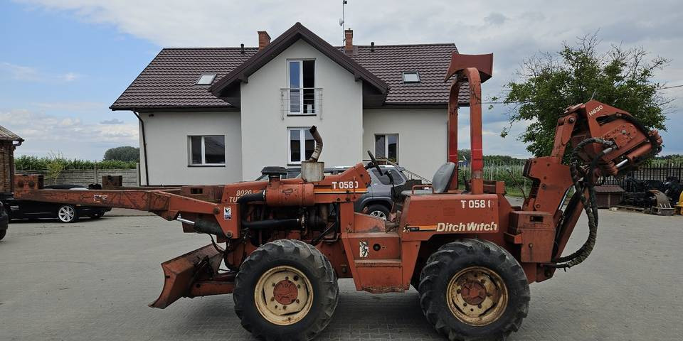 Pługoukładacz wibropług Ditch Witch 8020 Turbo układanie kabli światłowód - Bouwmachine: afbeelding 1 Pługoukładacz wibropług Ditch Witch 8020 Turbo układanie kabli światłowód - Bouwmachine: afbeelding 1