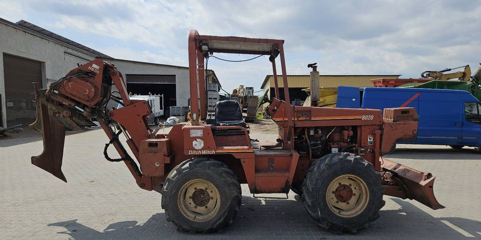 Pługoukładacz wibropług Ditch Witch 8020 układanie kabli światłowód - Bouwmachine: afbeelding 5 Pługoukładacz wibropług Ditch Witch 8020 układanie kabli światłowód - Bouwmachine: afbeelding 5