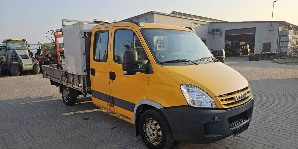Iveco Daily 35S14 HDS 830 kg doka dubel brygadówka - Bestelwagen open laadbak: afbeelding 4 Iveco Daily 35S14 HDS 830 kg doka dubel brygadówka - Bestelwagen open laadbak: afbeelding 4